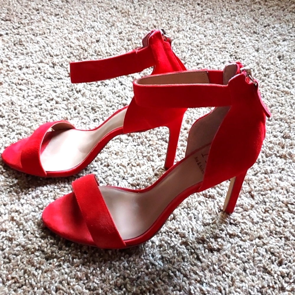 Ava & Aiden Red Women's Shoes